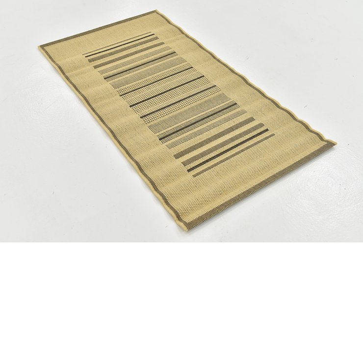 2' 8 x 4' 10 Outdoor Border Rug
