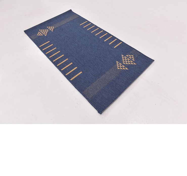 2' 8 x 5' Outdoor Modern Rug