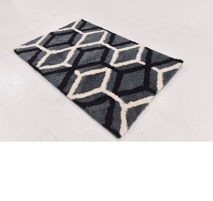 2' 8 x 5' Textured Shag Rug