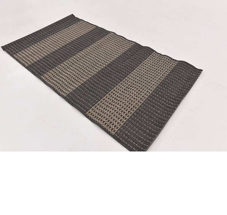 2' 8 x 4' 10 Outdoor Modern Rug