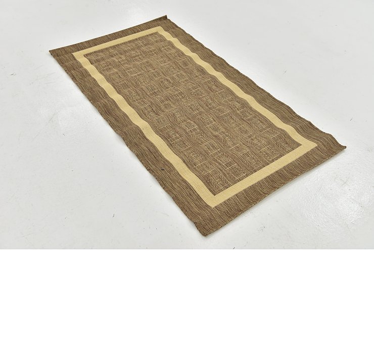 2' 7 x 4' 10 Outdoor Border Rug
