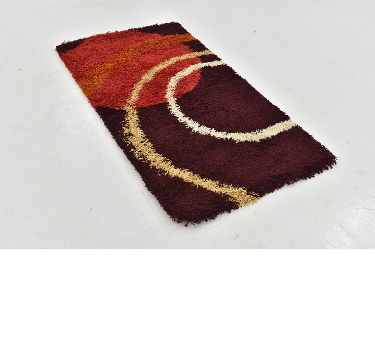 2' 8 x 5' Textured Shag Rug