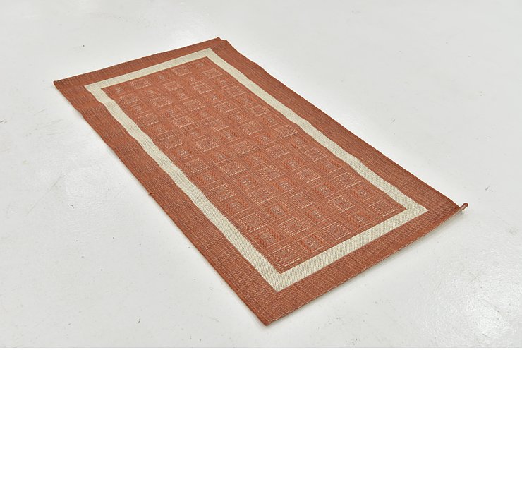 2' 7 x 4' 10 Outdoor Border Rug
