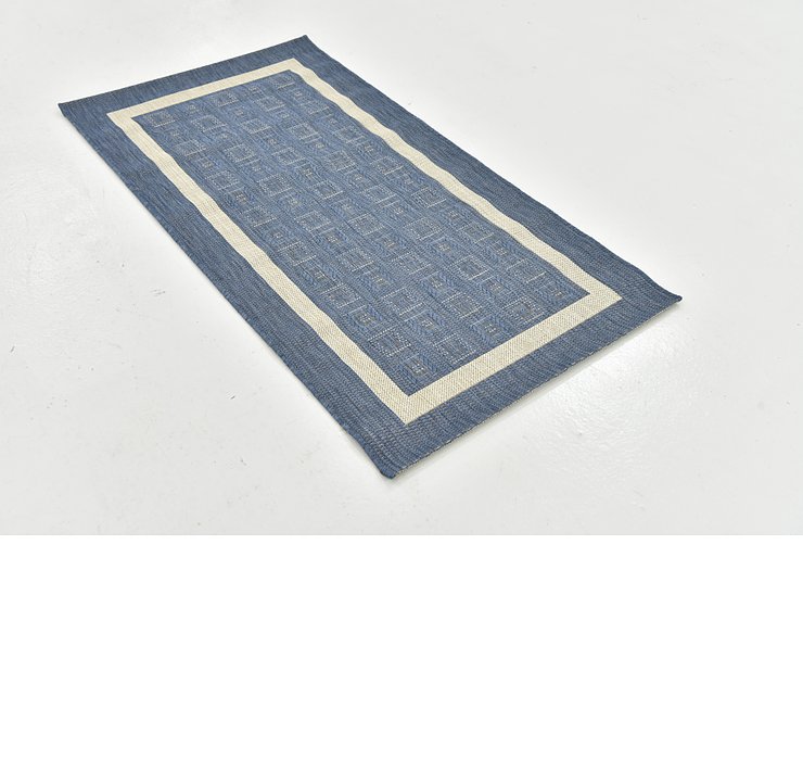 2' 8 x 5' Outdoor Border Rug