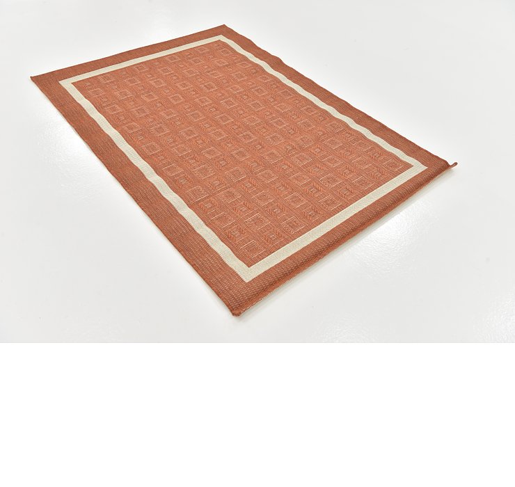 4' x 5' 6 Outdoor Border Rug