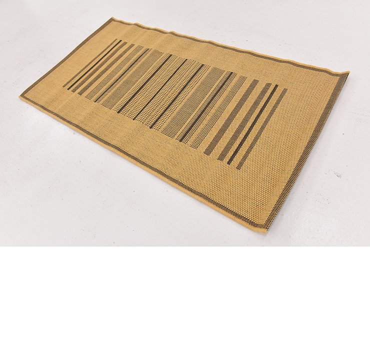 2' 7 x 4' 7 Outdoor Modern Rug