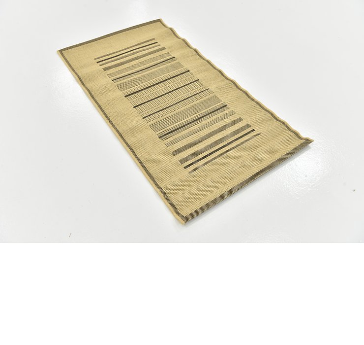 2' 8 x 4' 10 Outdoor Border Rug