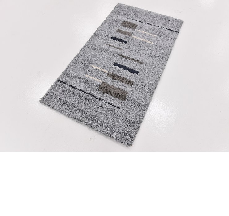 2' 8 x 5' Multi-Tone Shag Rug