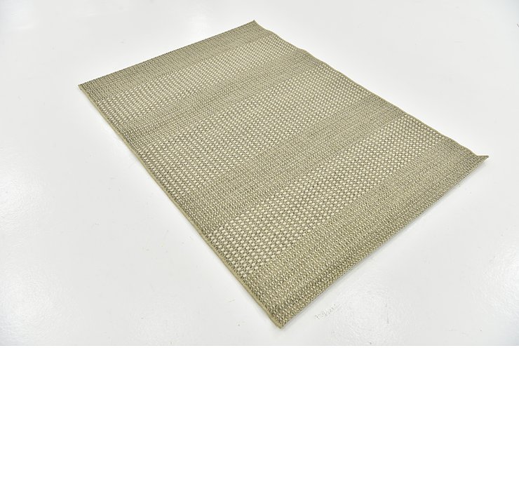 4' x 5' 6 Outdoor Border Rug
