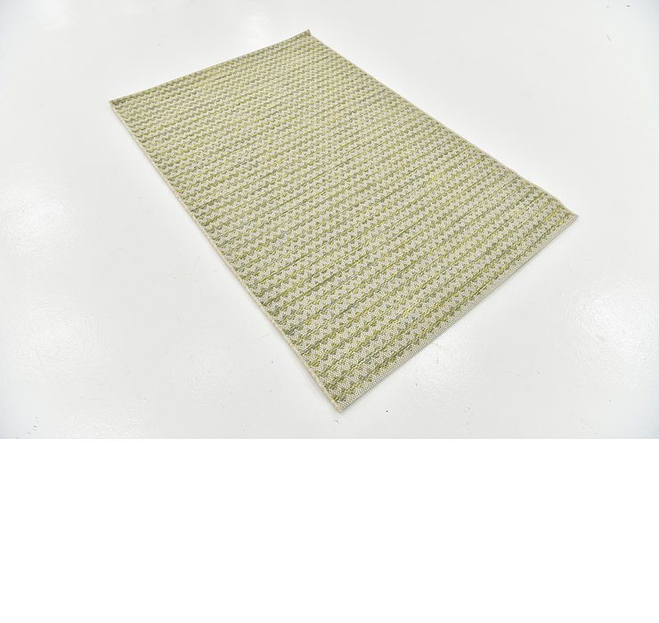 3' 9 x 5' 7 Outdoor Border Rug