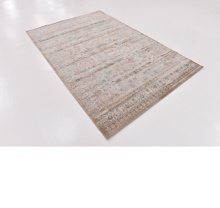 5' x 7' 8 Aria Rug