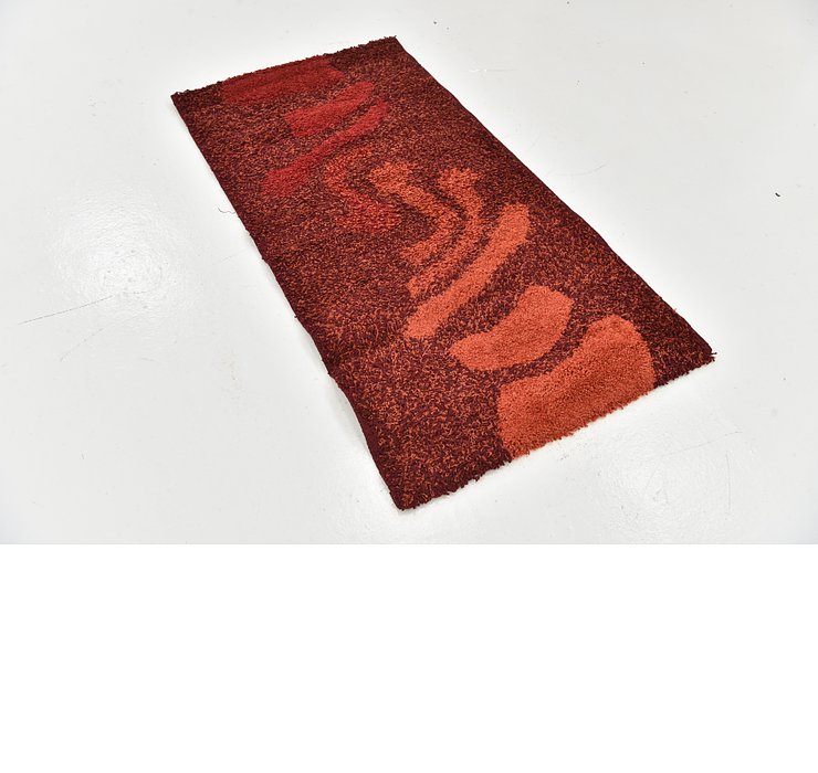 2' 7 x 4' 10 Multi-Tone Shag Rug