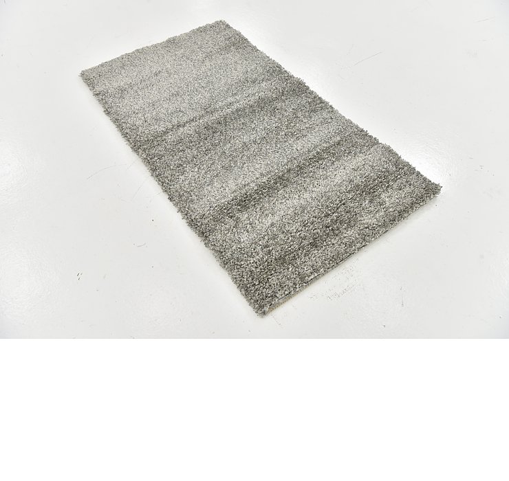 2' 8 x 5' Solid Shag Rug