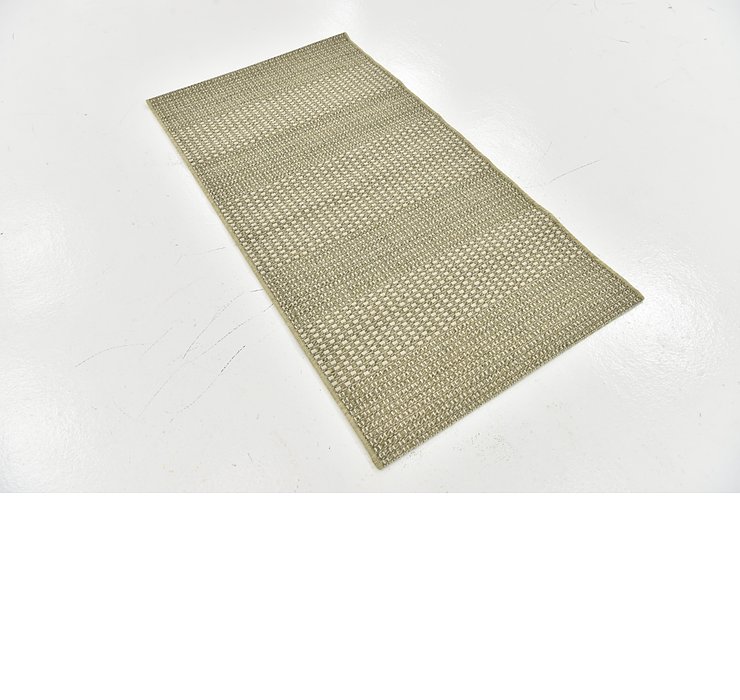 2' 8 x 4' 10 Outdoor Border Rug