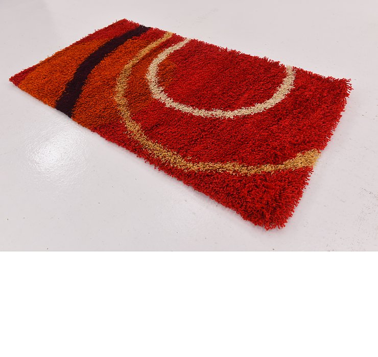 2' 9 x 4' 10 Multi-Tone Shag Rug