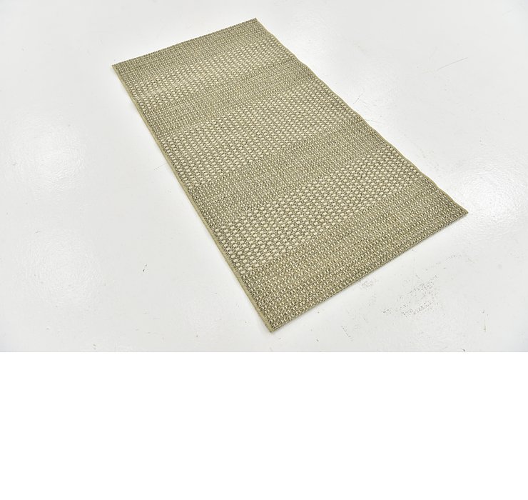 2' 7 x 4' 10 Outdoor Border Rug