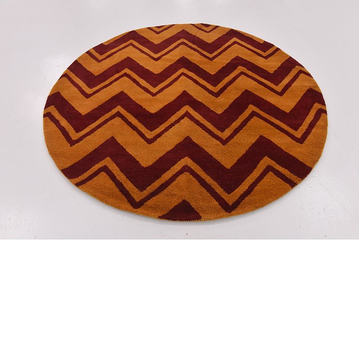 5' 10 x 5' 10 Chevron Round Rug