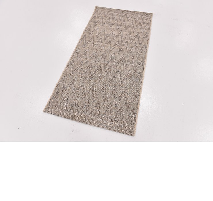 2' 6 x 5' Outdoor Modern Rug