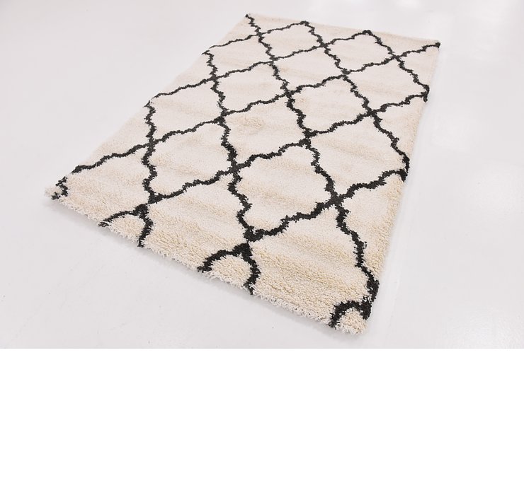 5' 2 x 7' 6 Trellis Shag Rug