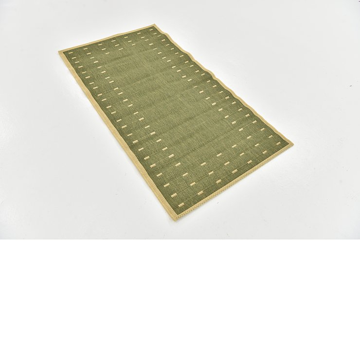 2' 8 x 4' 10 Outdoor Border Rug