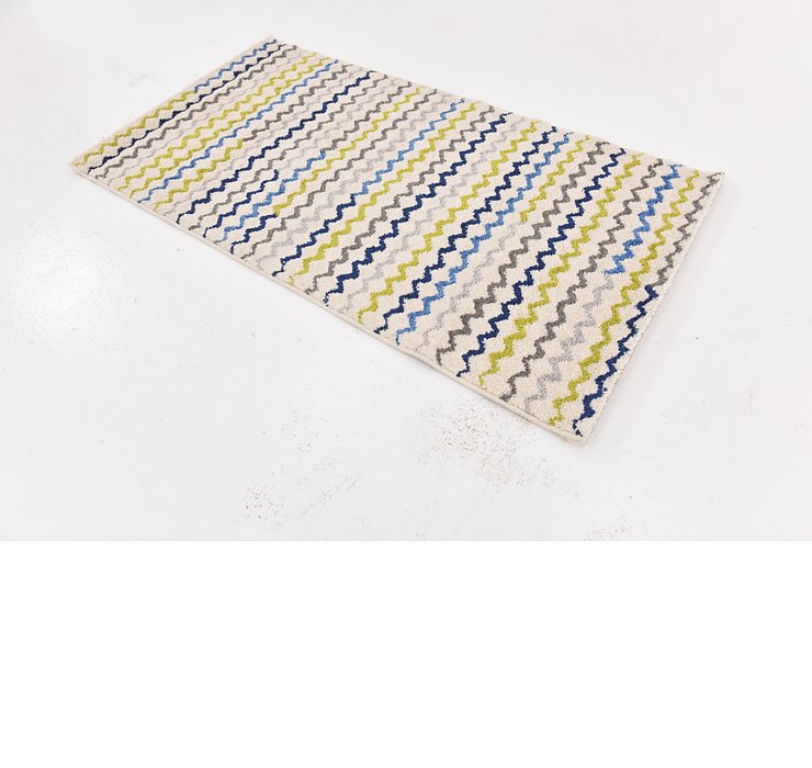 2' 8 x 4' 10 Frieze Rug