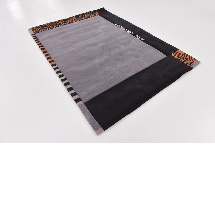 5' 6 x 7' 9 Luna Rug