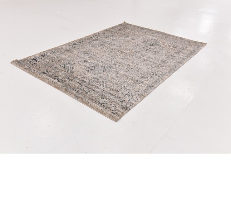 5' 3 x 7' 7 Villa Rug