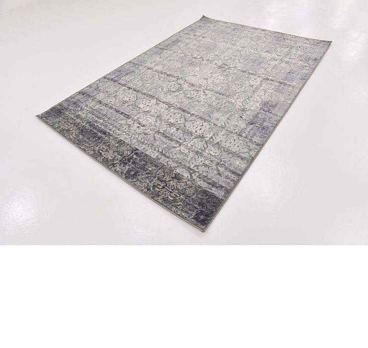 5' x 7' 7 New Vintage Rug