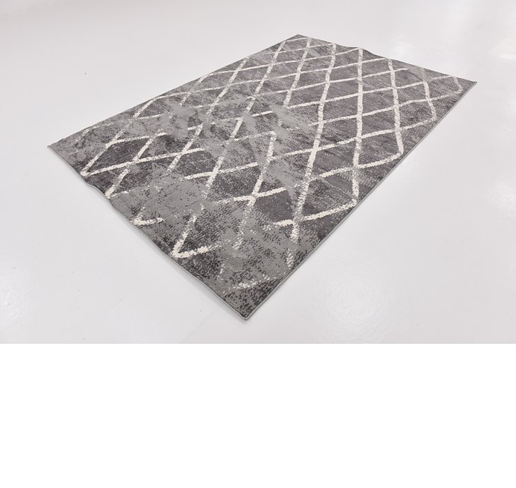 5' x 7' 6 Trellis Rug