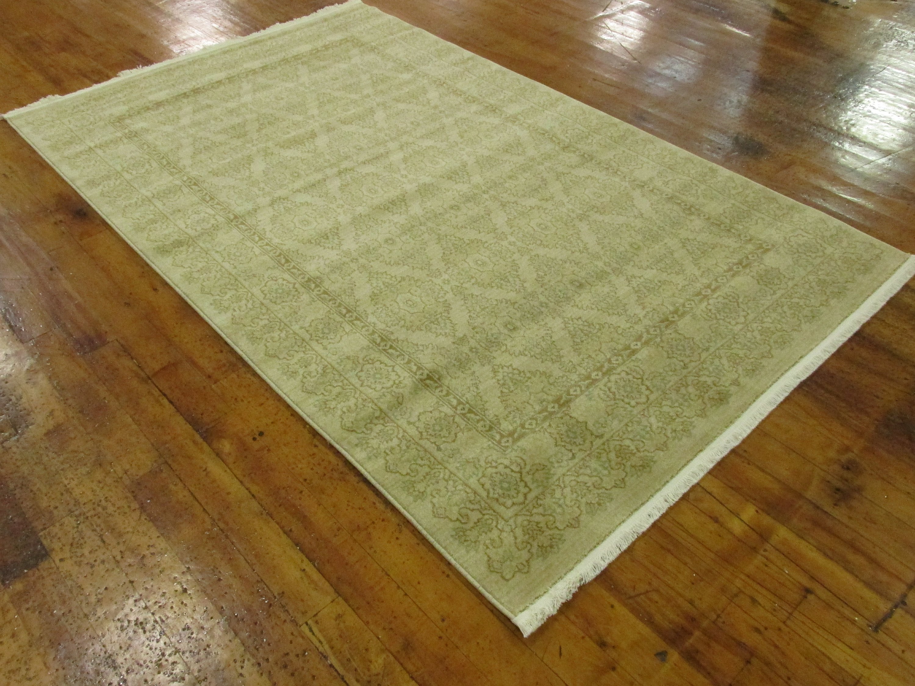 Cream 5' x 8' Kensington Rug Area Rugs eSaleRugs