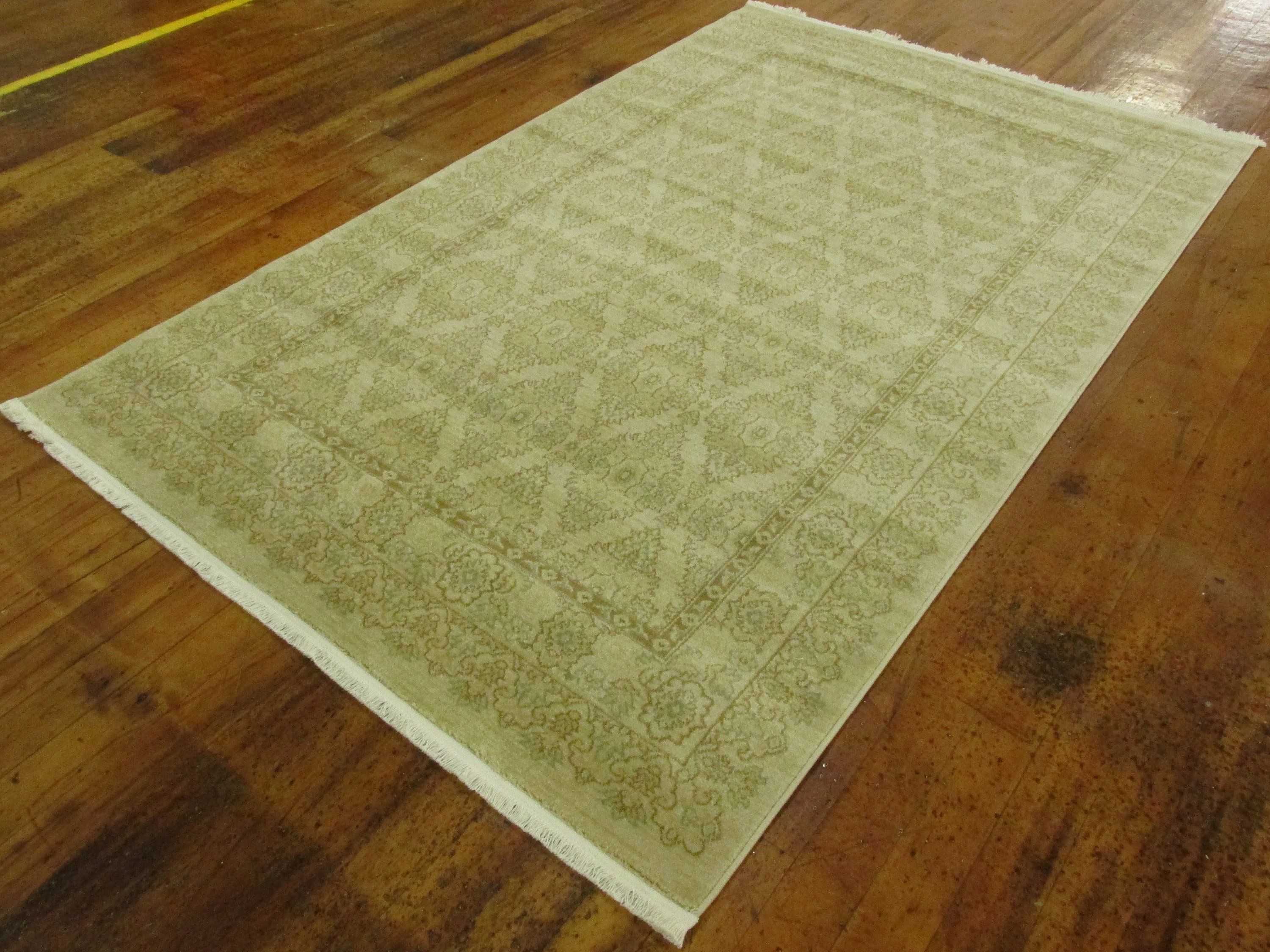 Cream 5' x 8' Kensington Rug Area Rugs eSaleRugs