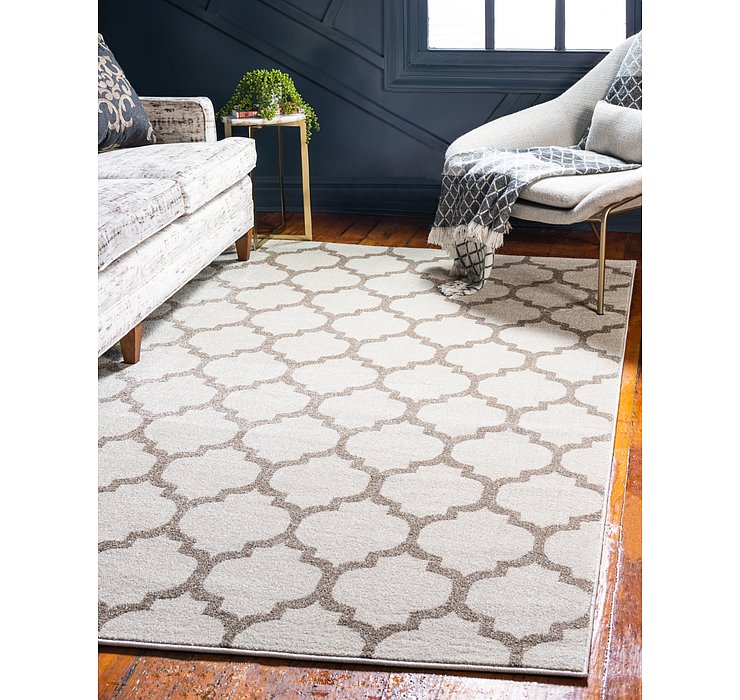 7' x 10' Trellis Rug