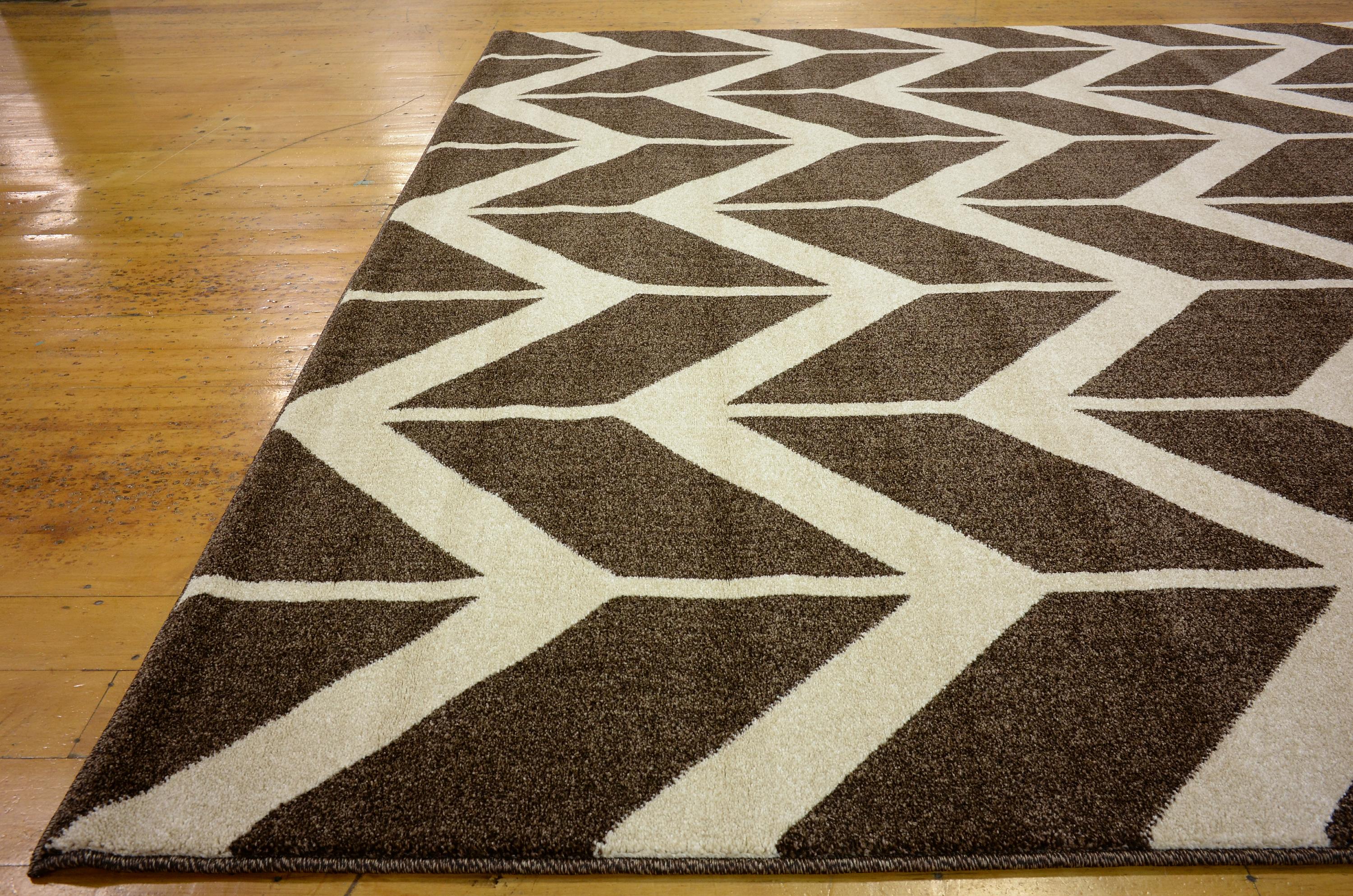 Brown 7' x 10' Chevron Rug iRugs UK