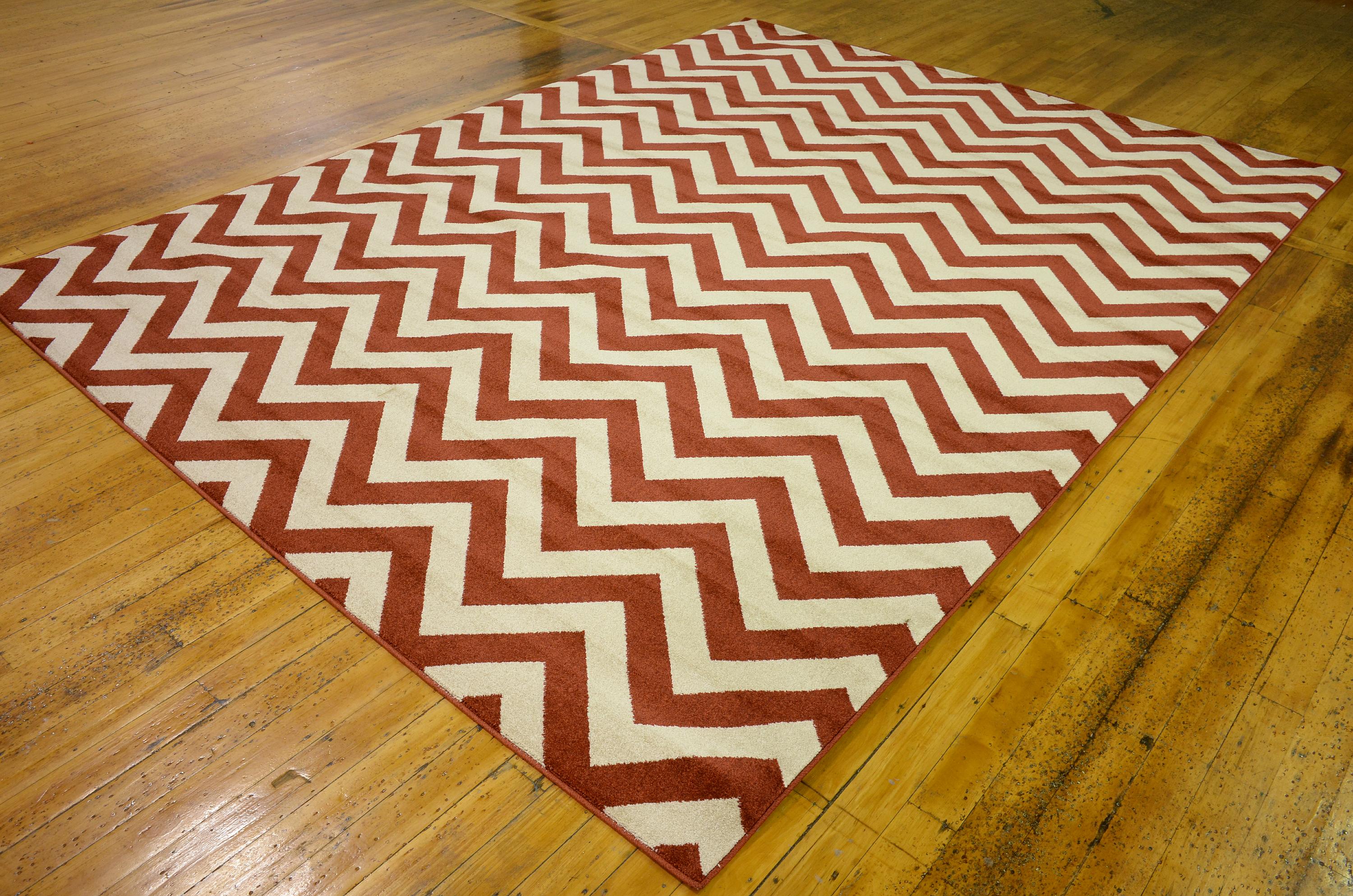 Rust Red 9' x 12' Chevron Rug iRugs UK