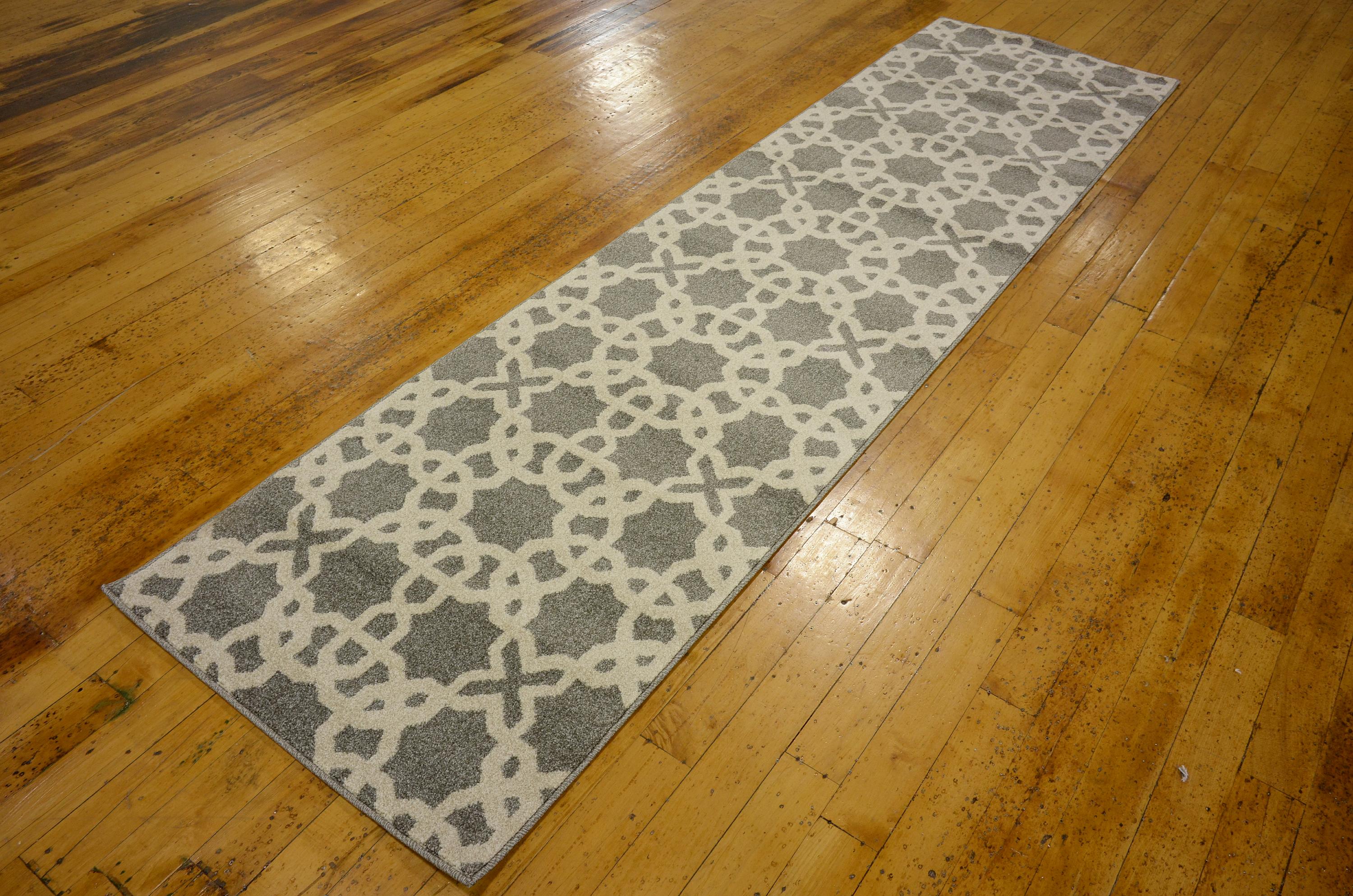 Gray 2' 7 x 10' Trellis Runner Rug eSaleRugs