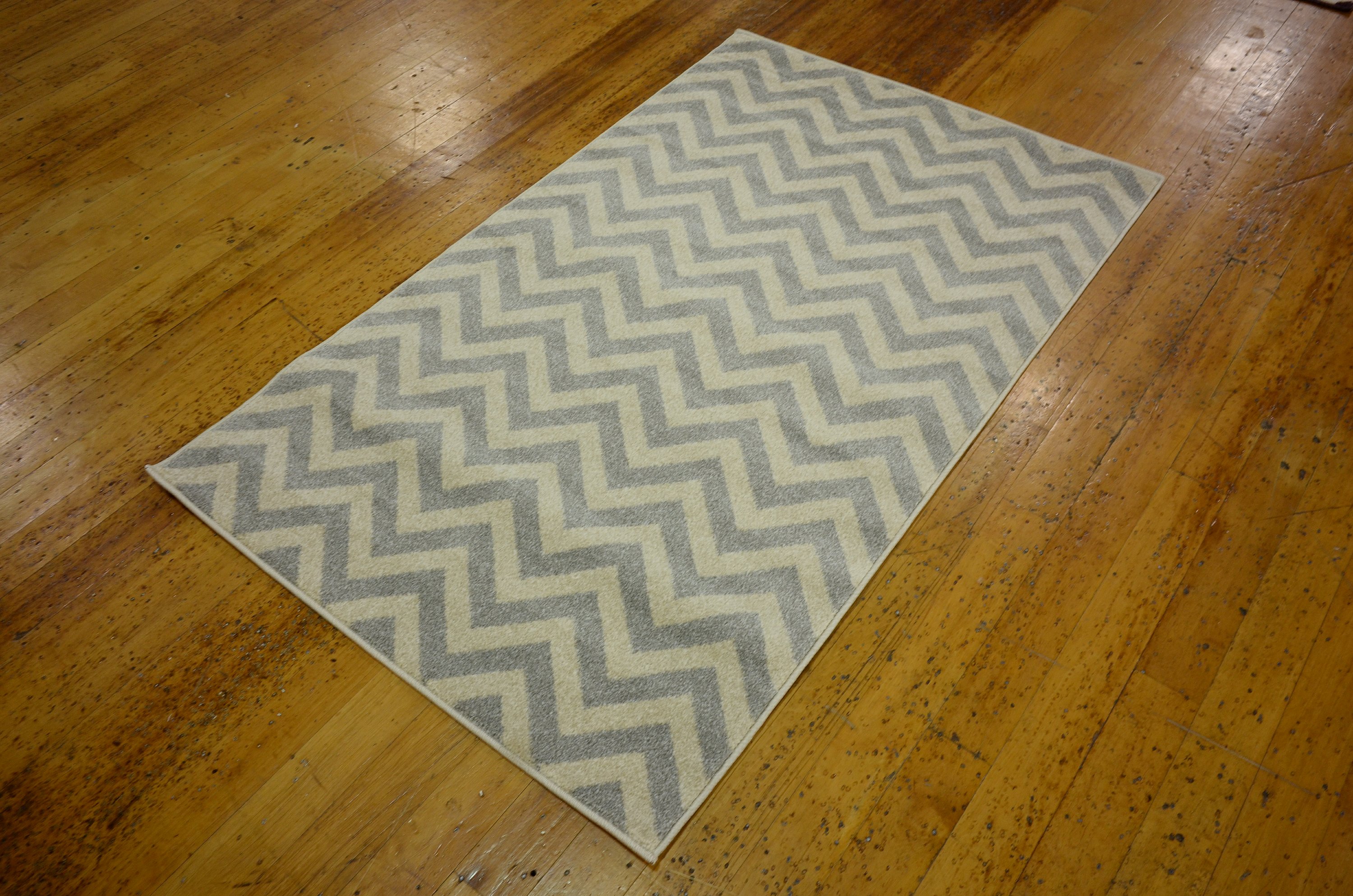 Gray 3' 3 x 5' 3 Chevron Rug Area Rugs eSaleRugs