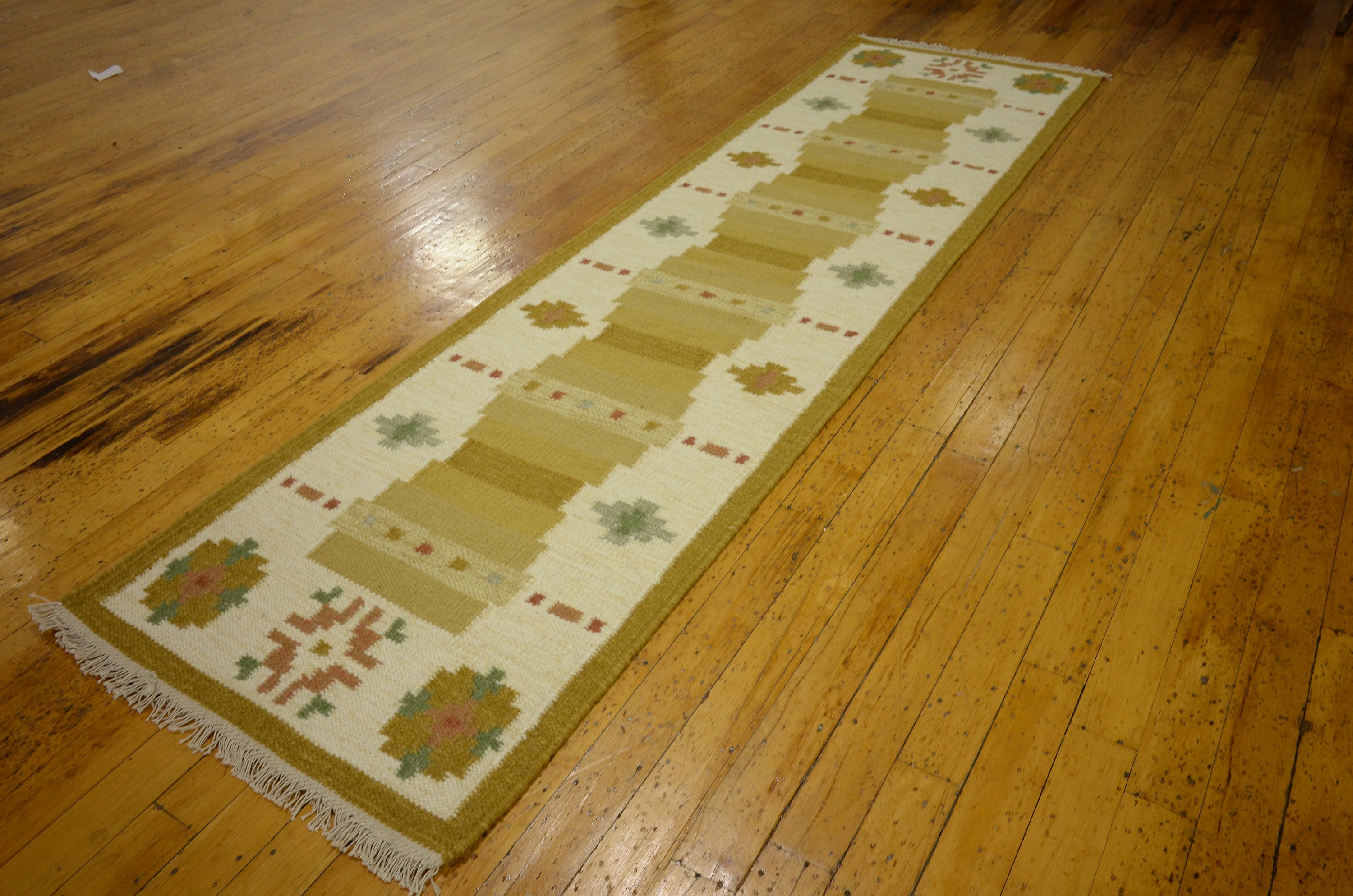 Yellow 2' 7 x 9' 10 Kilim Dhurrie Runner Rug Modern Rugs eSaleRugs