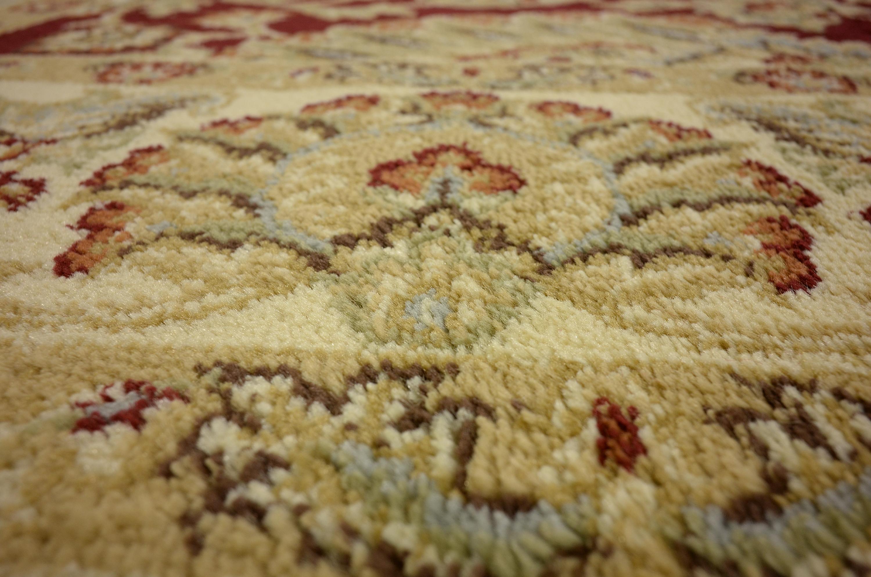 Red 7' x 10' Classic Agra Rug eSaleRugs