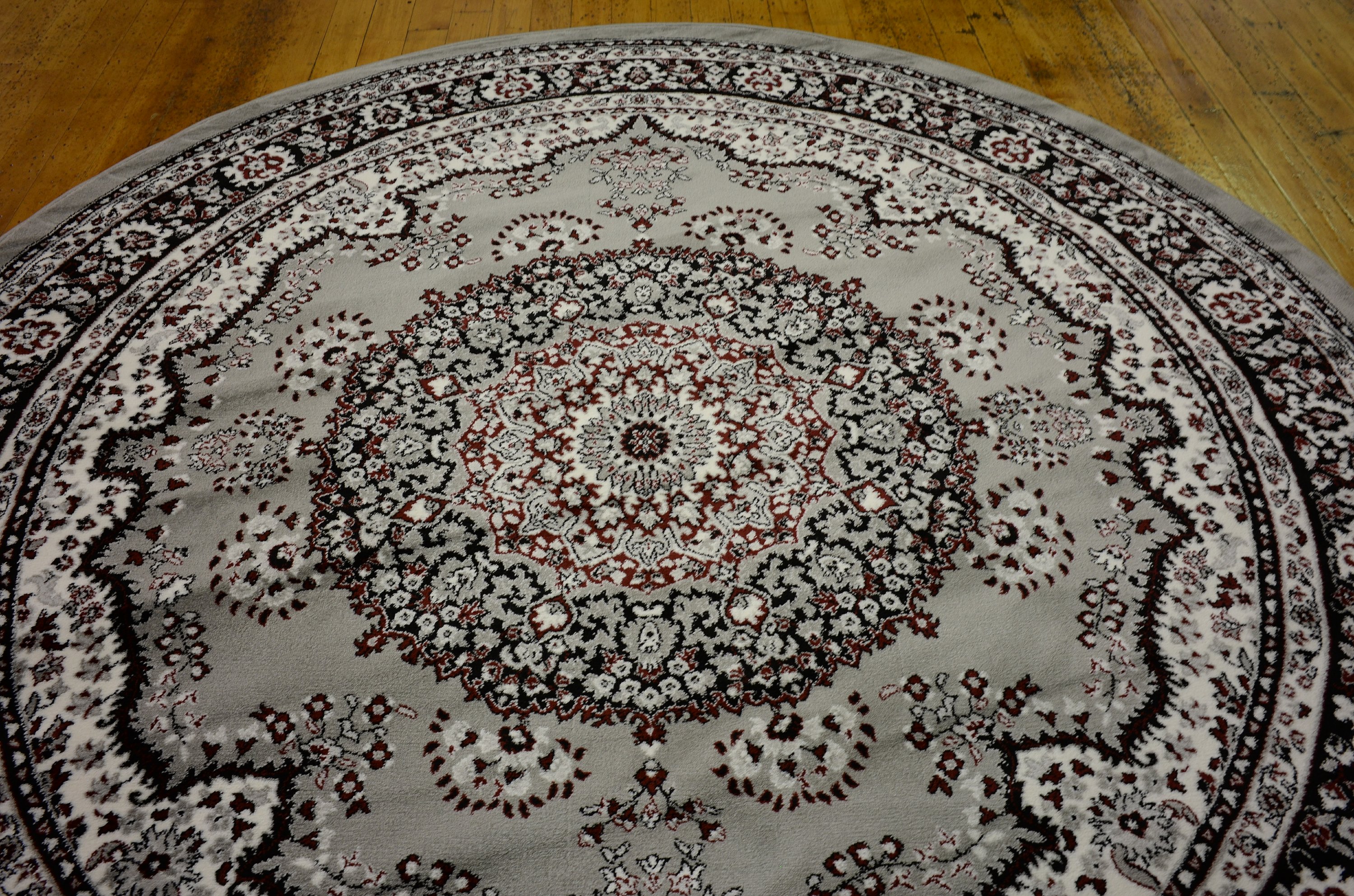 Light Gray 8' x 8' Kashan Design Round Rug Area Rugs eSaleRugs