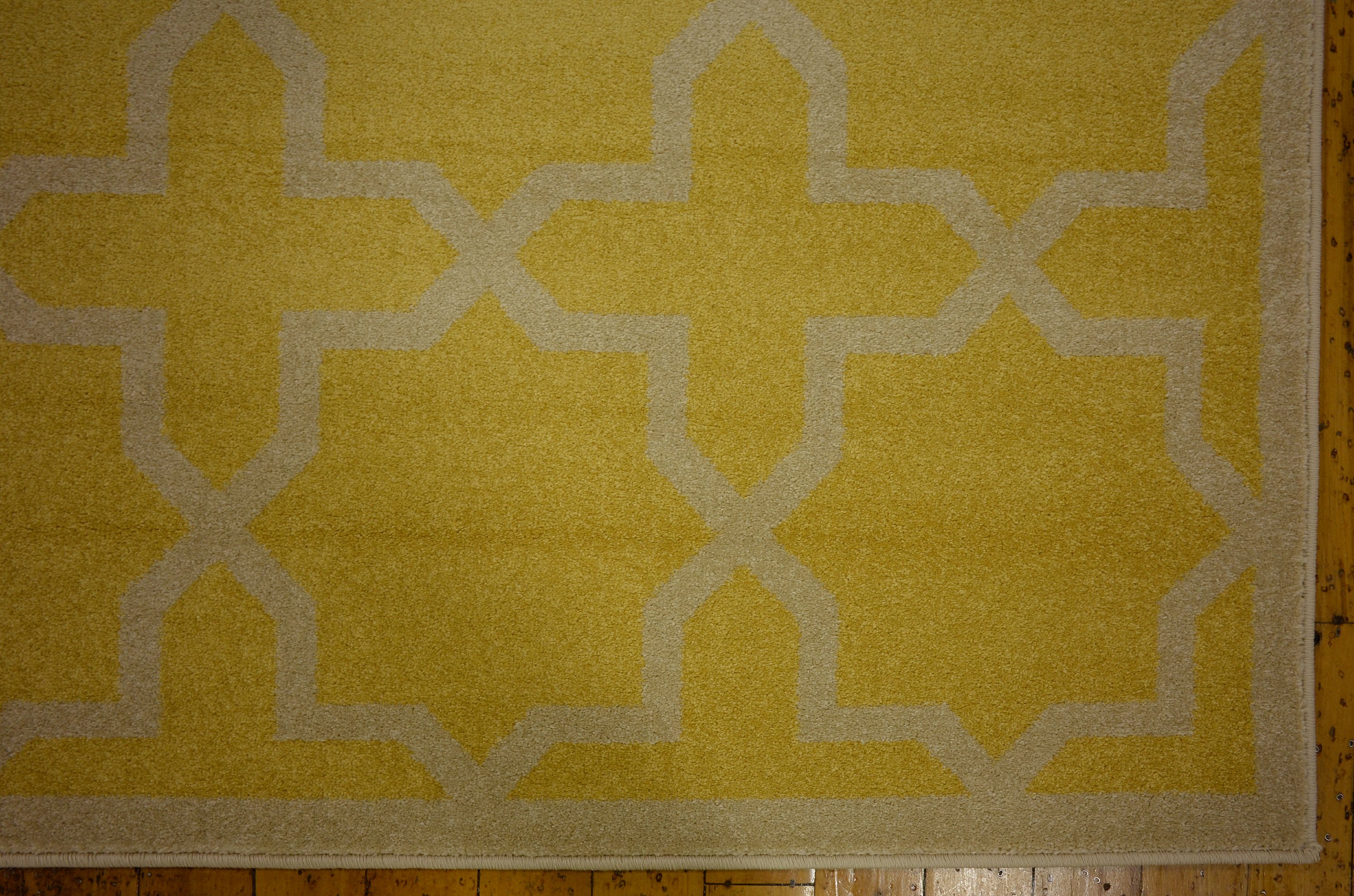 Yellow 7' x 10' Trellis Rug Area Rugs eSaleRugs