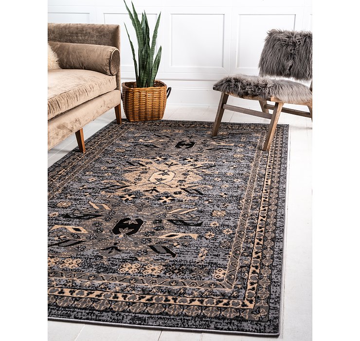 7' x 10' Heriz Design Rug