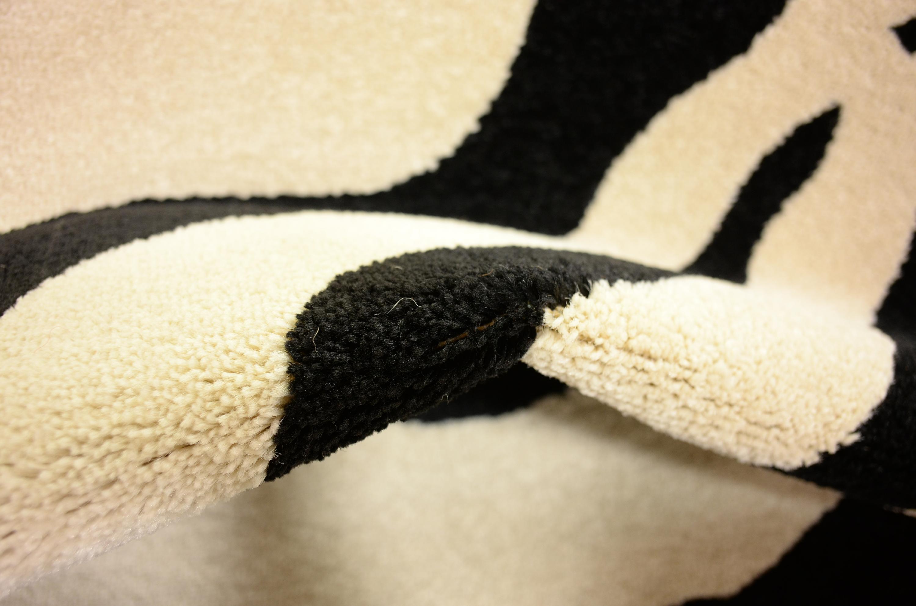 Ivory 5' x 5' Zebra Round Rug Rugs.ca