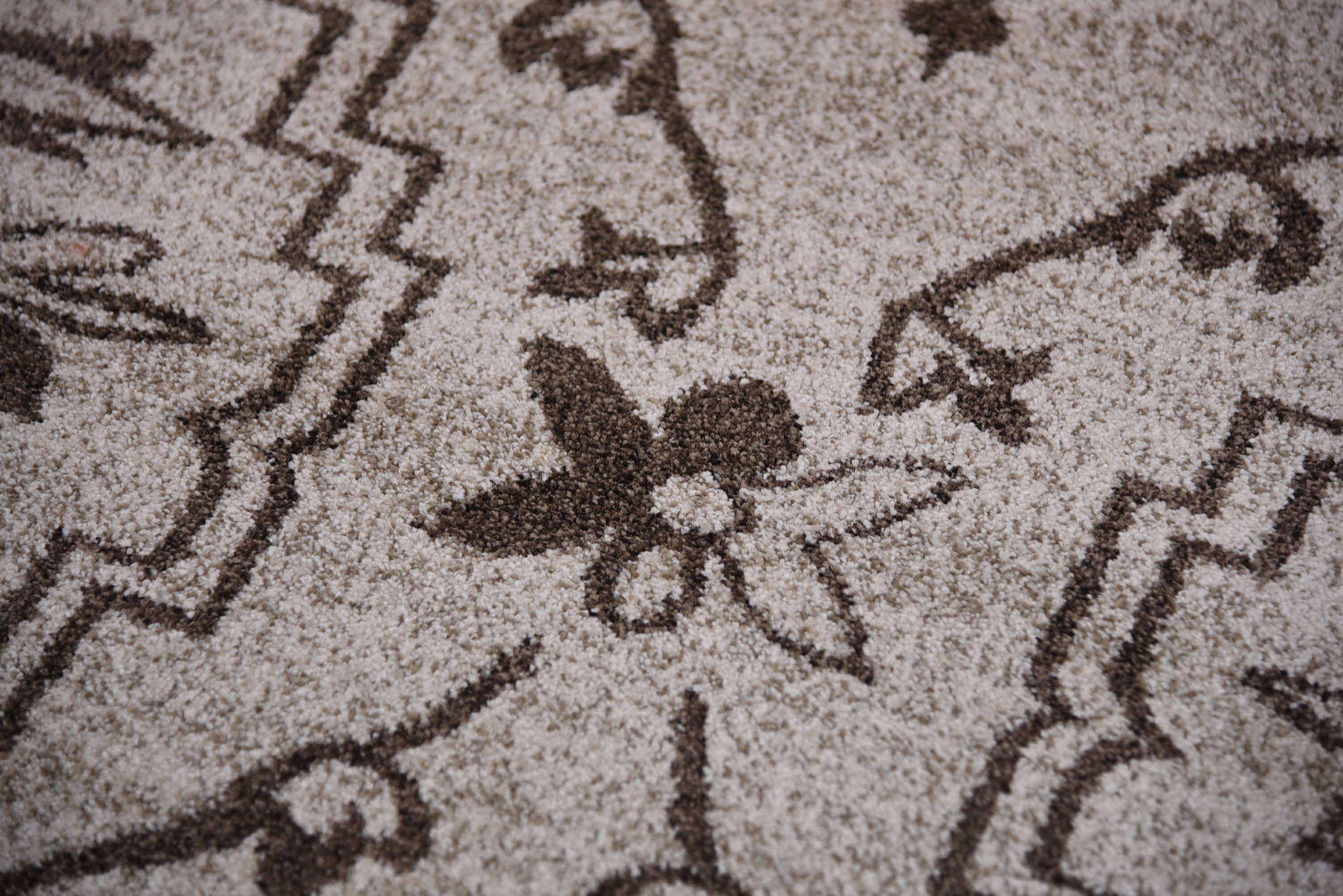 Beige 7' x 10' Damask Rug Area Rugs eSaleRugs