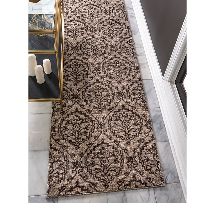 2' 7 x 10' Damask Runner Rug