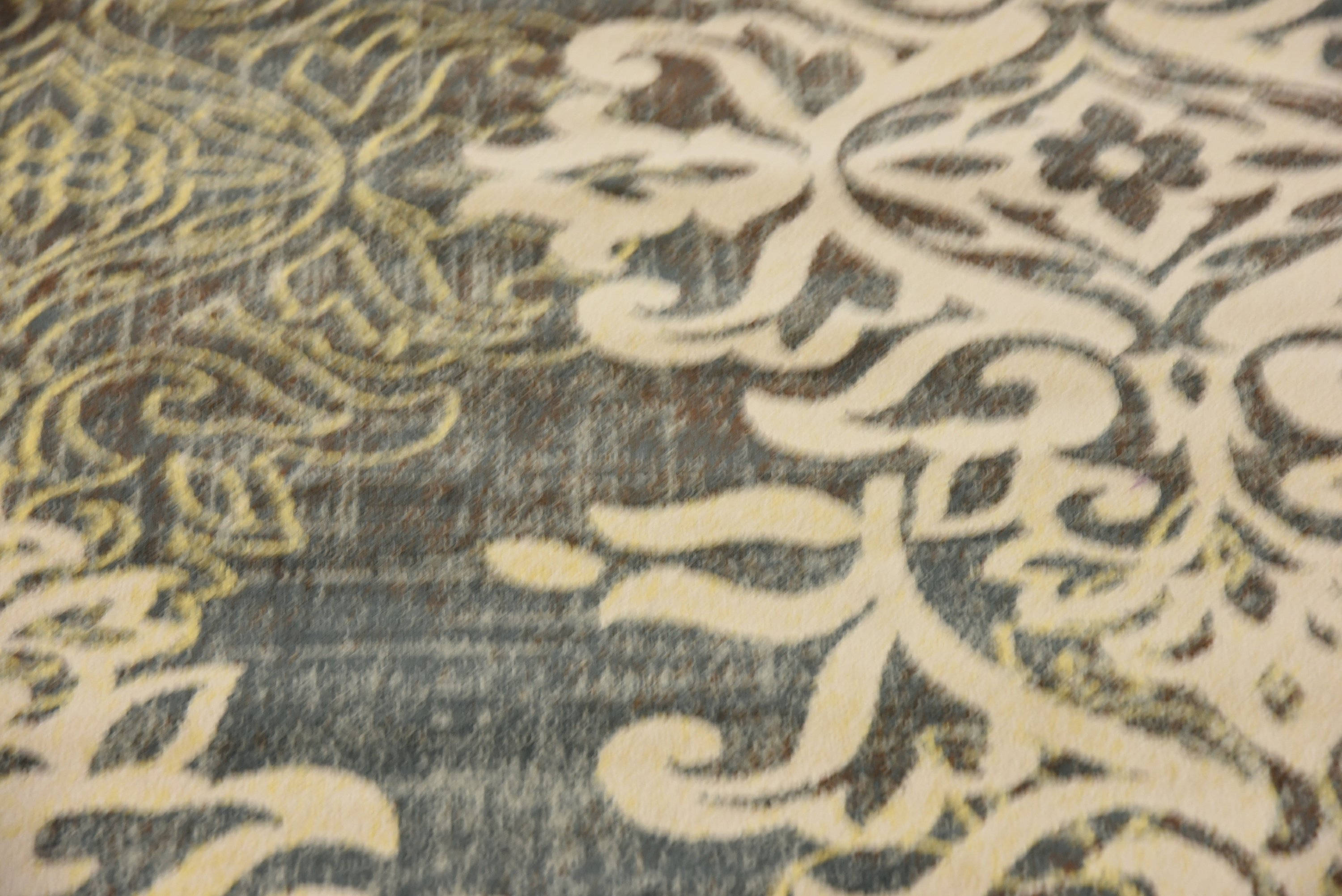 Blue 6' x 6' Damask Round Rug Area Rugs eSaleRugs