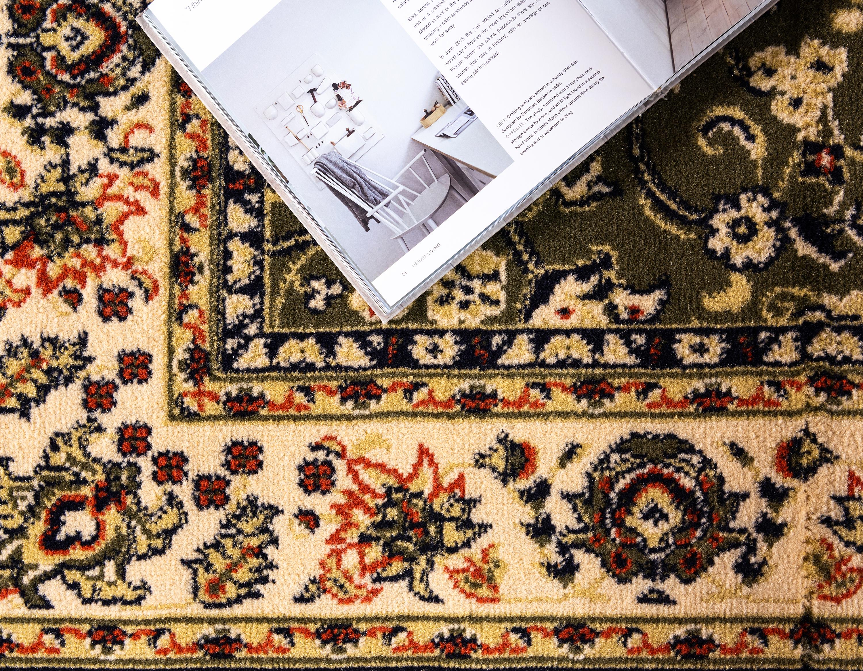 Green 8' x 10' Kashan Design Rug iRugs UK