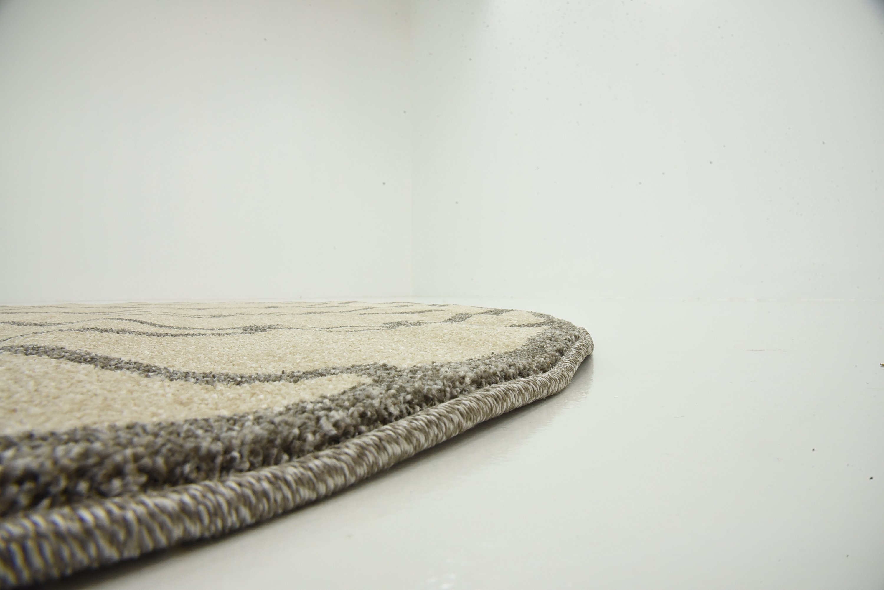 Cream 6' x 6' Trellis Round Rug Area Rugs eSaleRugs