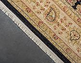 7' x 10' Kensington Rug thumbnail image 2