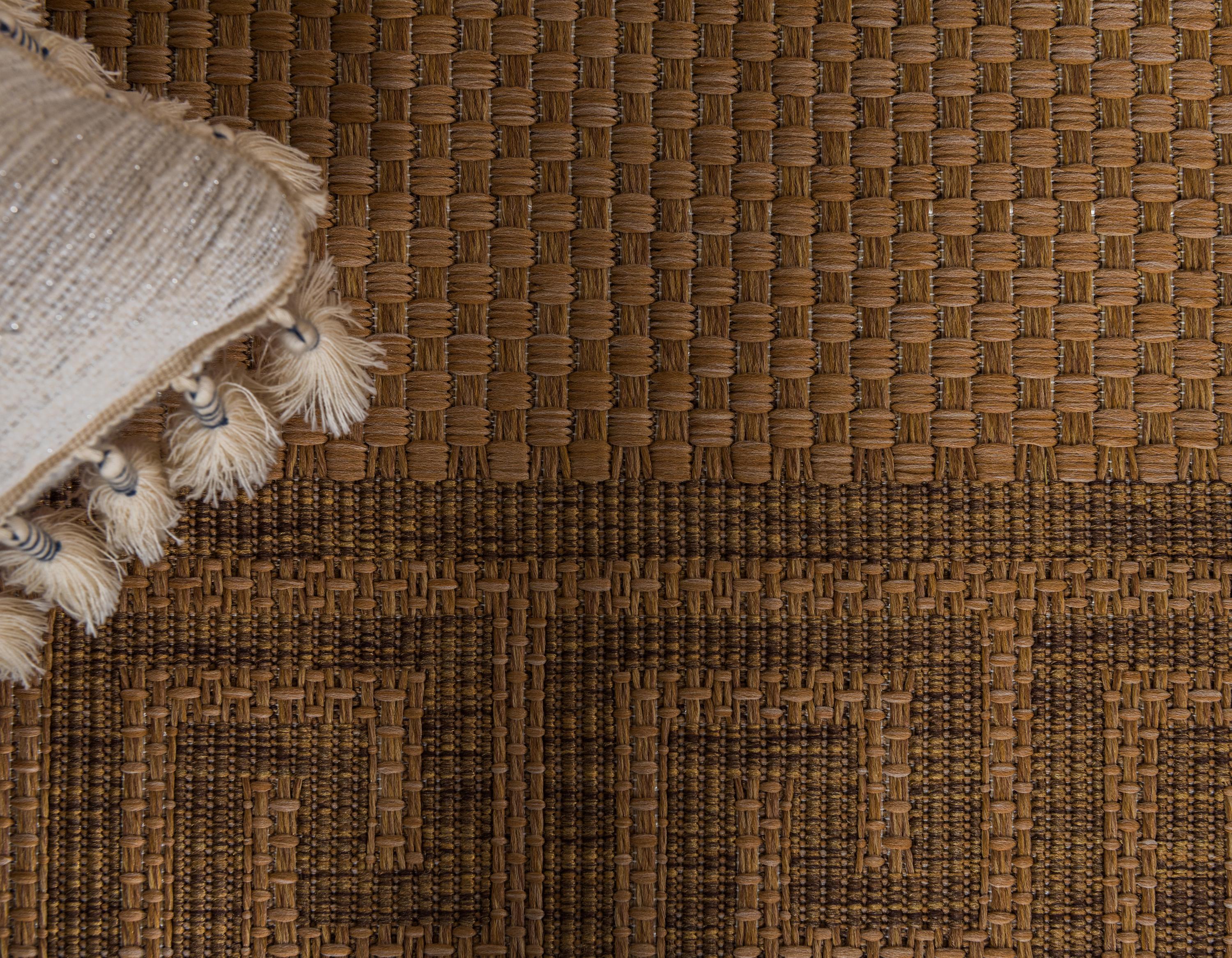 Light Brown 7' x 9' 7 Outdoor Border Rug eSaleRugs