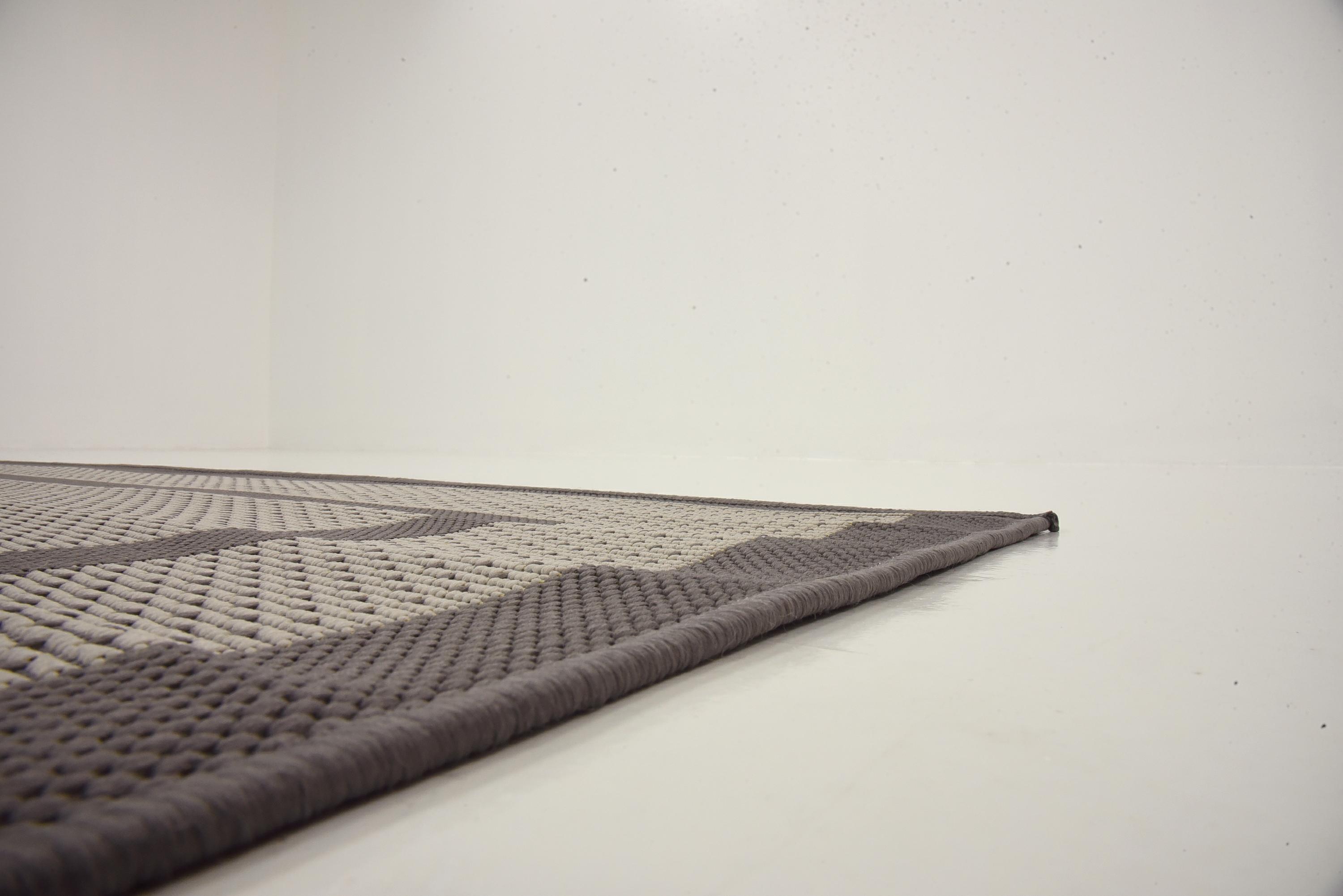 Gray 6' x 6' Outdoor Border Square Rug eSaleRugs